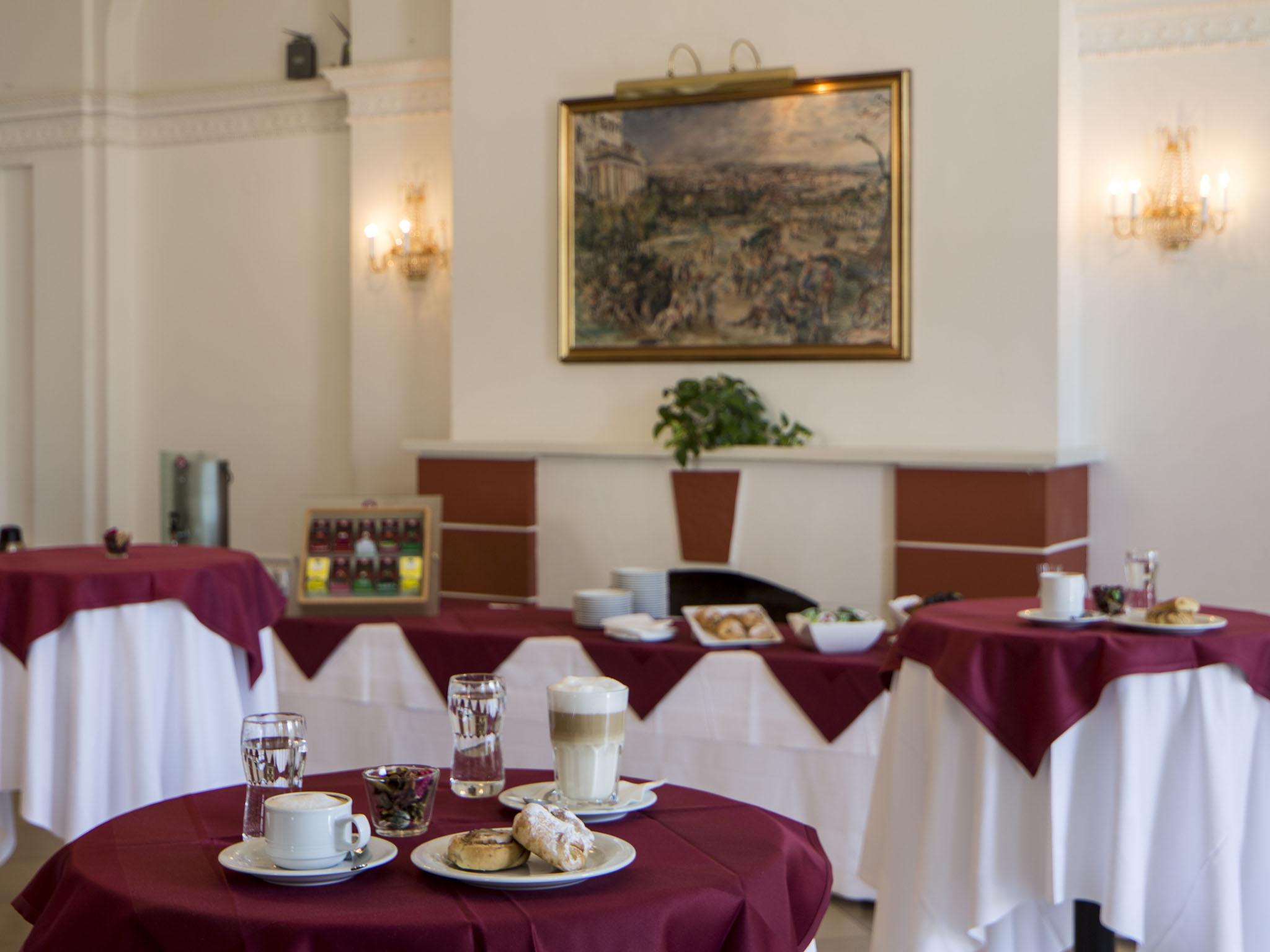 Austria Trend Hotel Schloss Wilhelminenberg Wien Luaran gambar