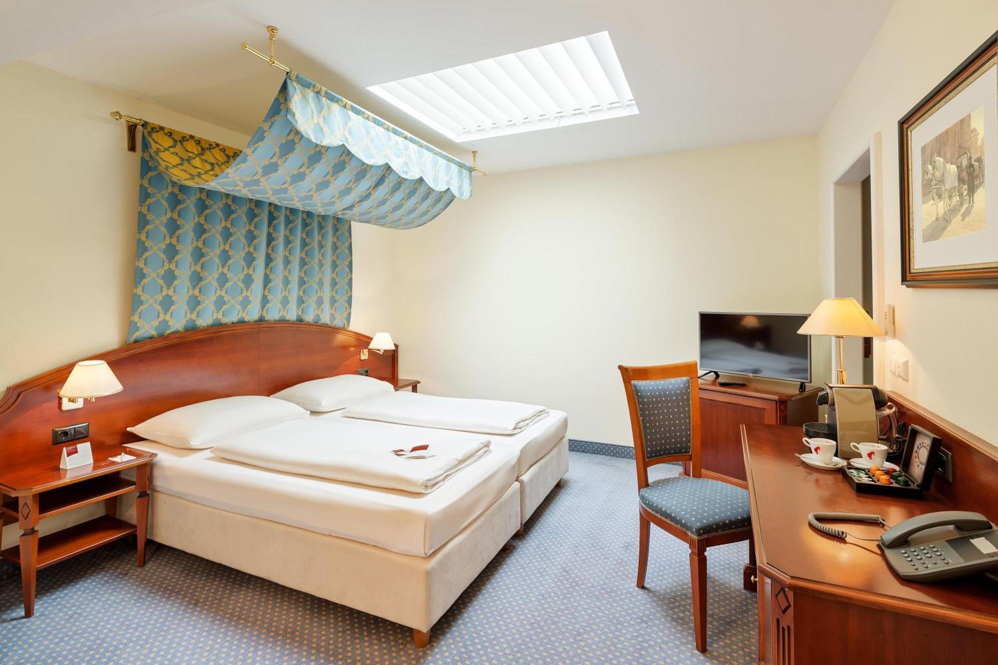 Austria Trend Hotel Schloss Wilhelminenberg Wien Luaran gambar