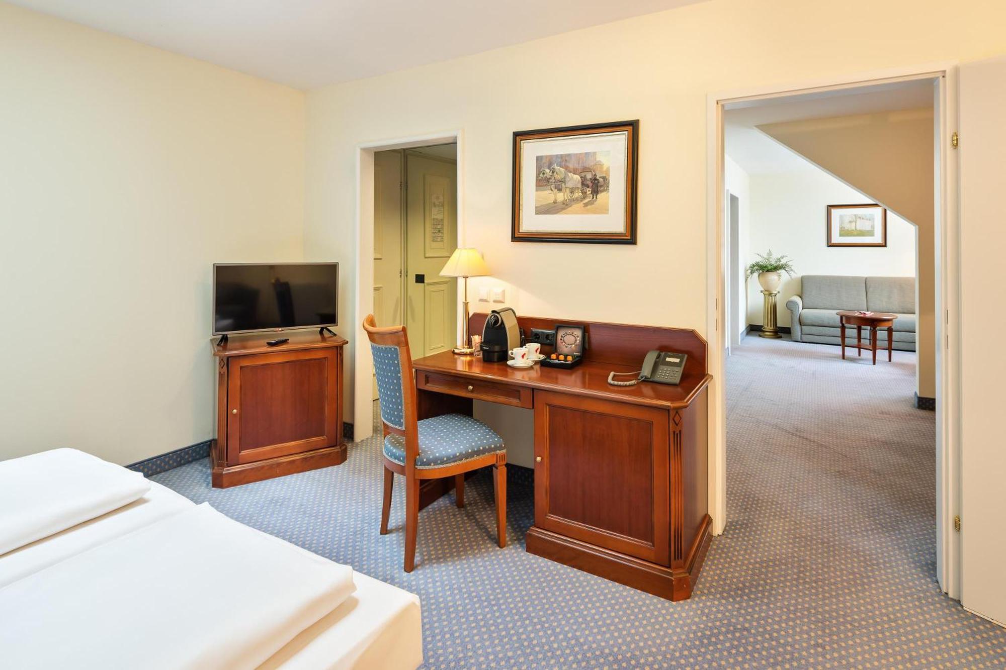 Austria Trend Hotel Schloss Wilhelminenberg Wien Luaran gambar